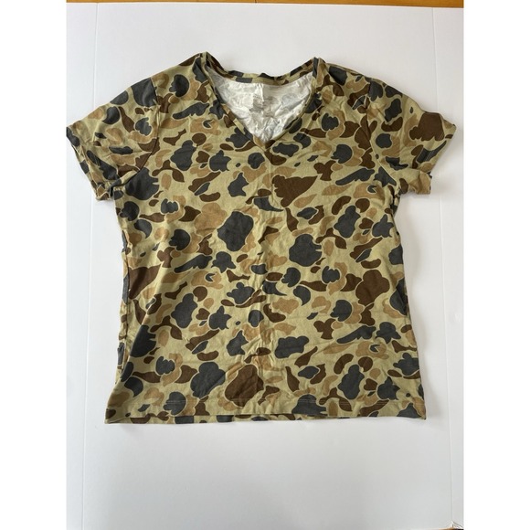 L.L. Bean Tops - L.L. Bean Bean Signature Women's Medium‎ Duck Camo V Neck T Shirt 100% Cotton